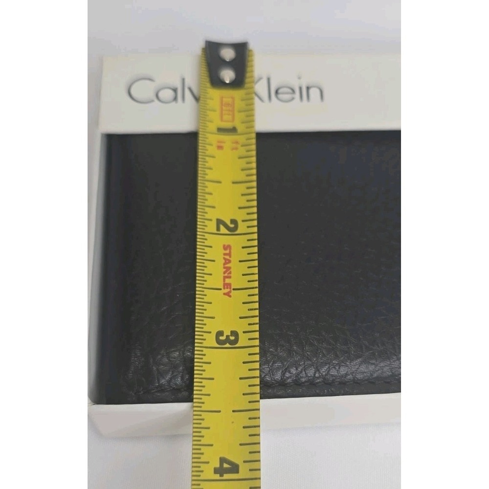 Black Pebbled Leather Calvin Klein Men's Slimfold Wallet - Picture 5 of 5